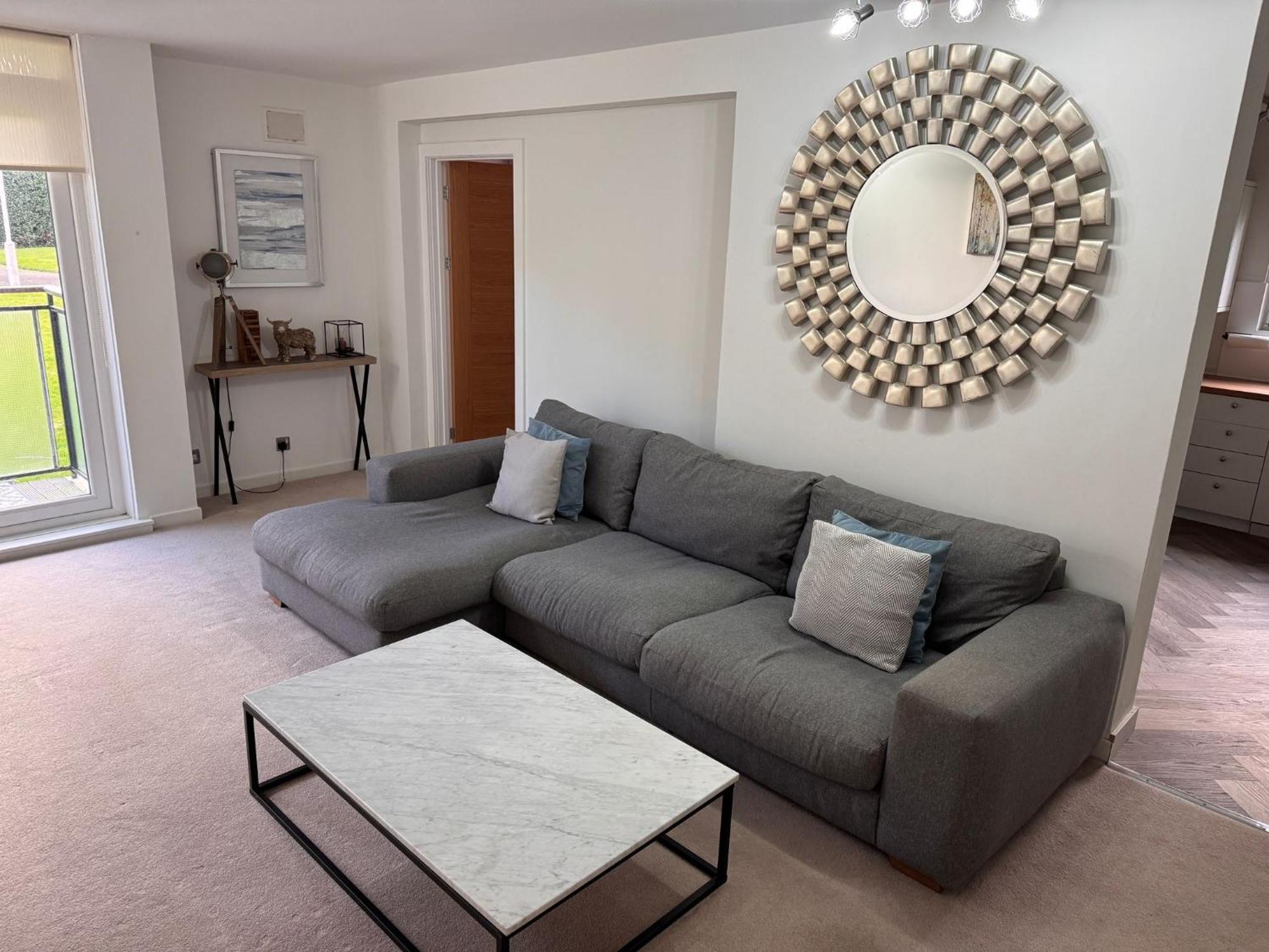 3 Bedroom Tranquil Ground Floor Flat In Merchiston * Édimbourg