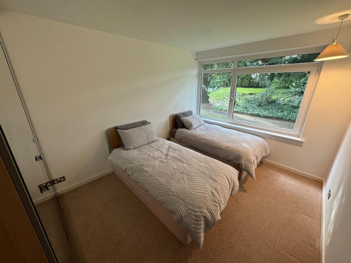 3 Bedroom Tranquil Ground Floor Flat In Merchiston