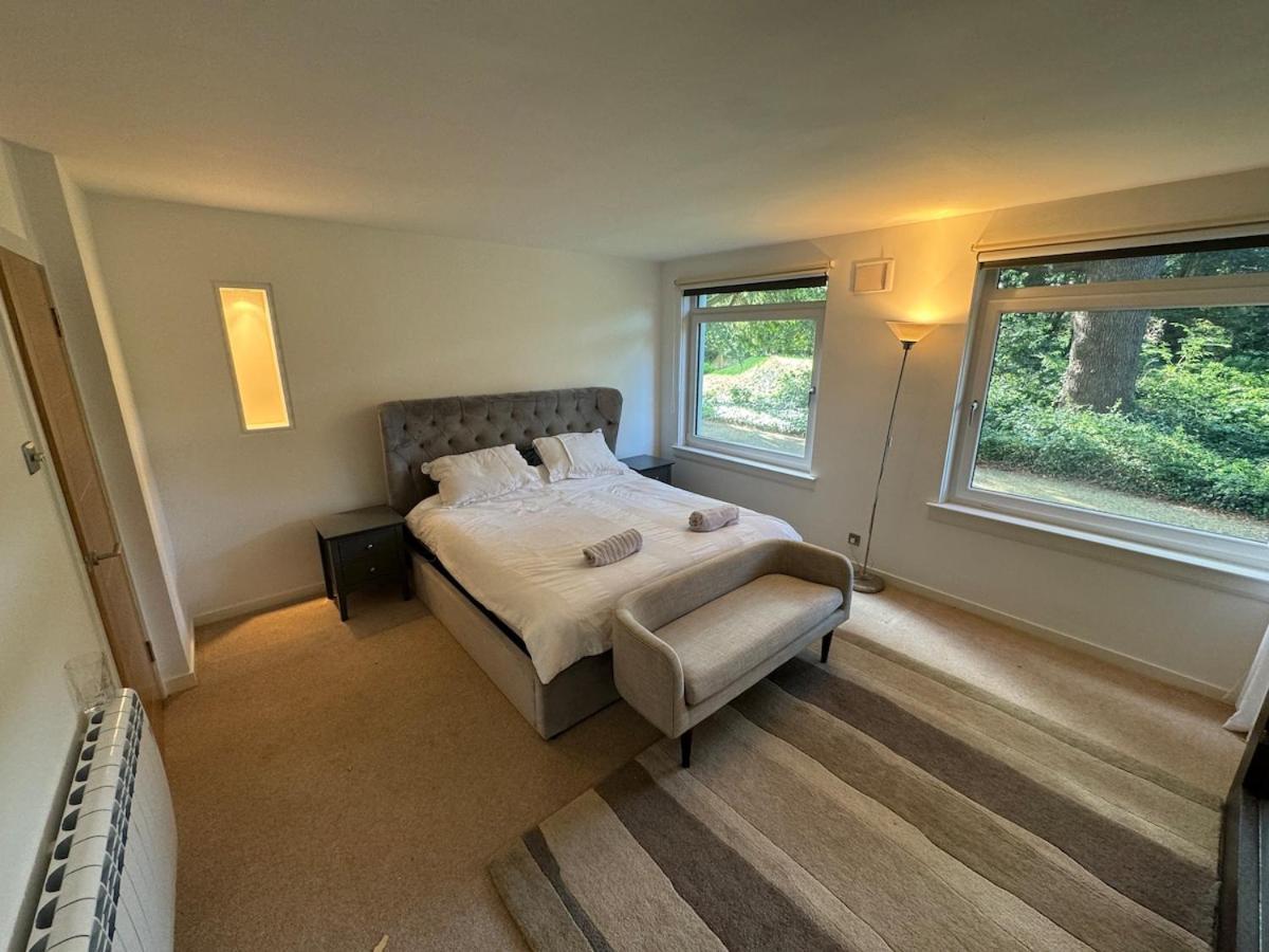 3 Bedroom Tranquil Ground Floor Flat In Merchiston